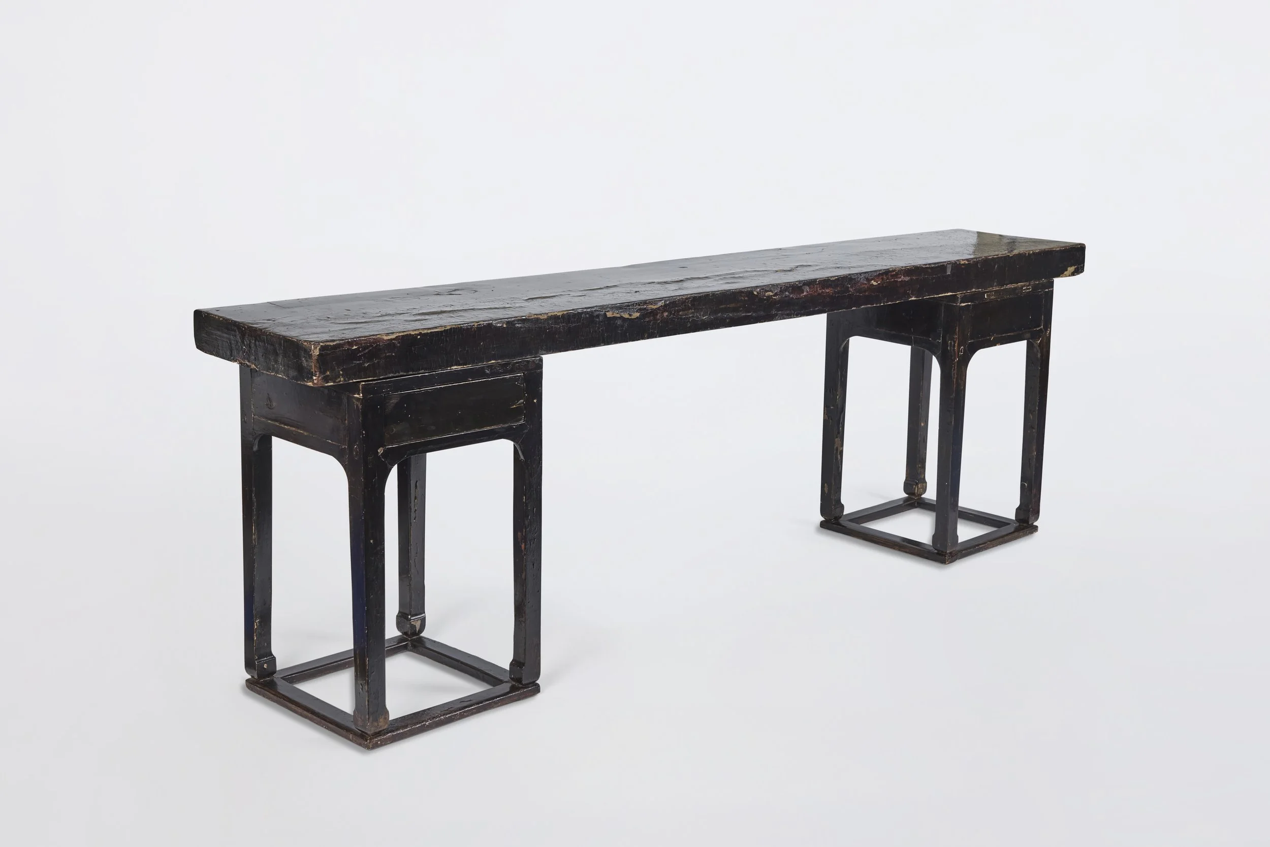 Lacquer Console Table — Seoda